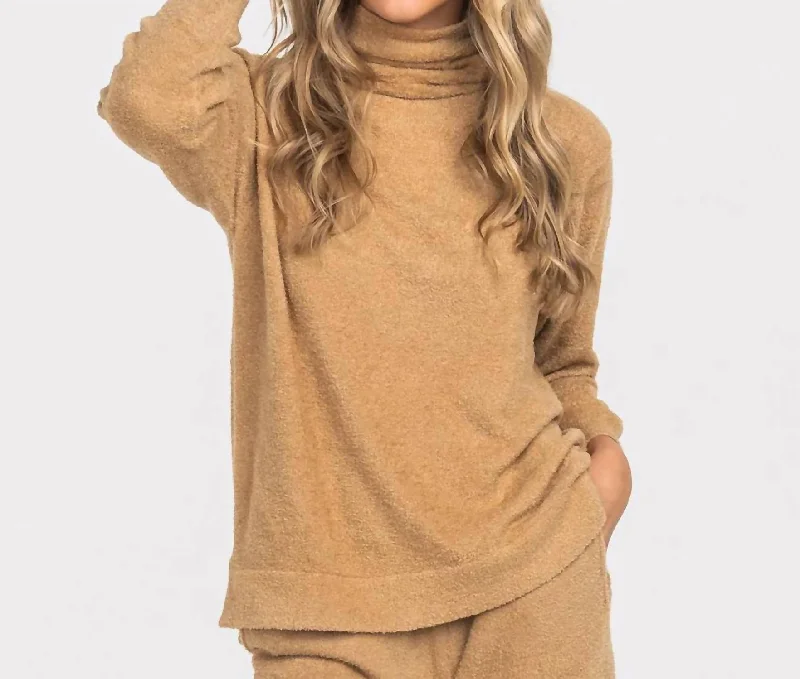 Dreamluxe Turtleneck Sweater In Bourbon