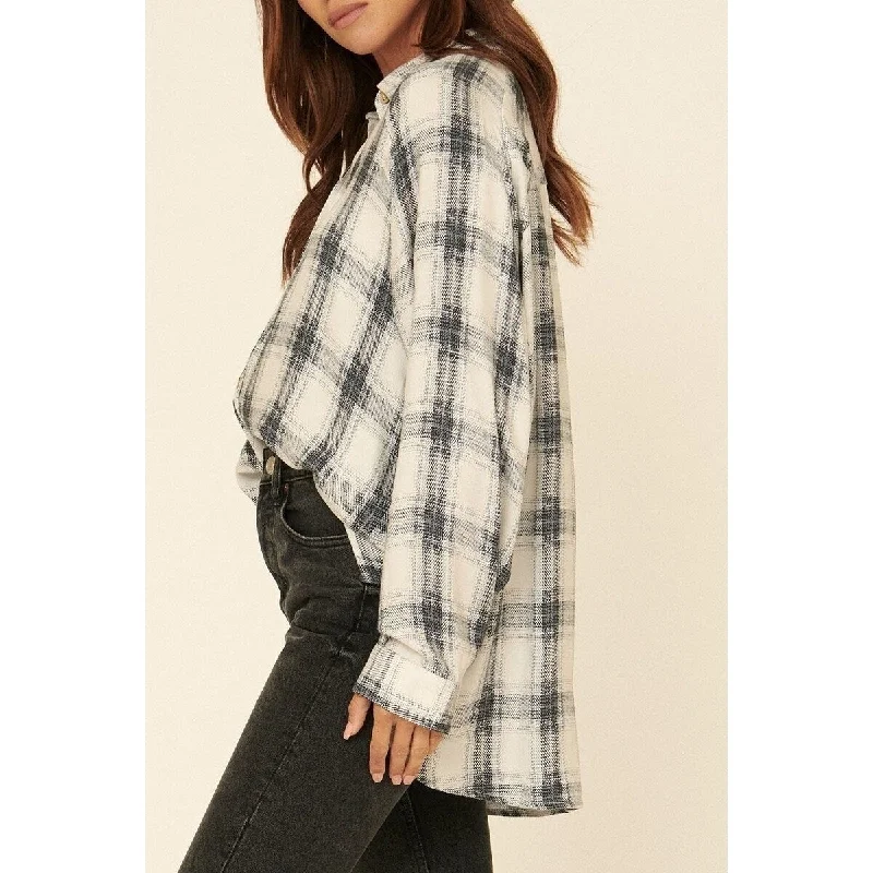 Oversized Loose Fit Plaid Shirt