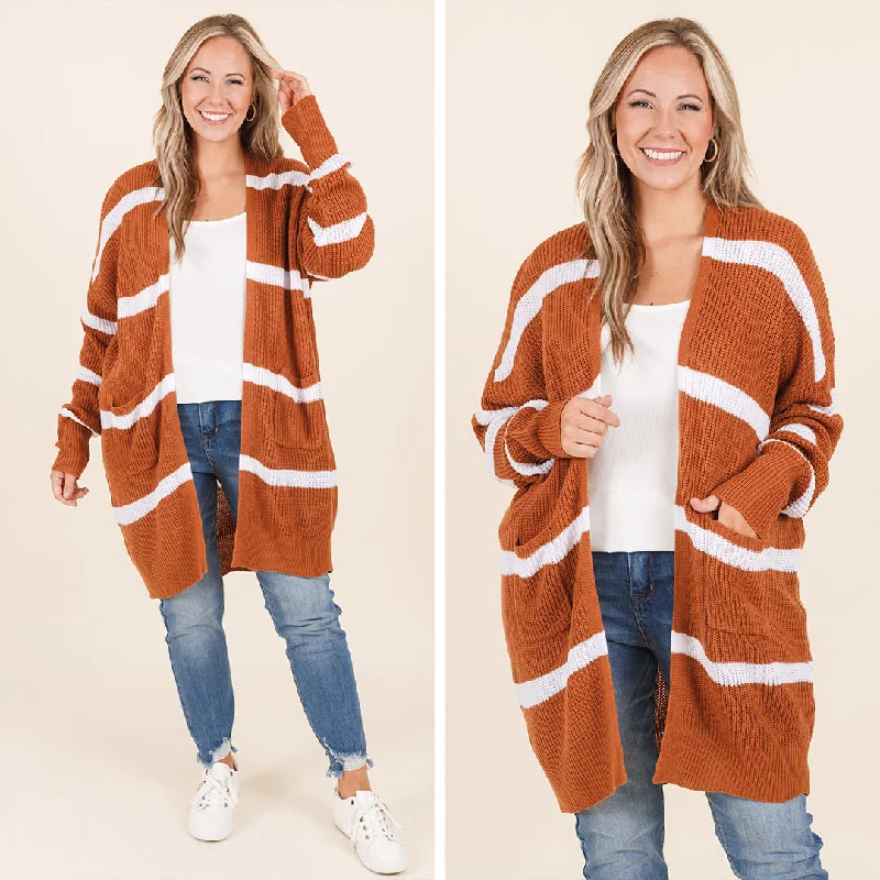 Nothing Should Change Cardigan, Rust-White