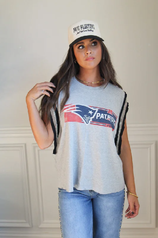 Patriots Double-Sided Chain Tank